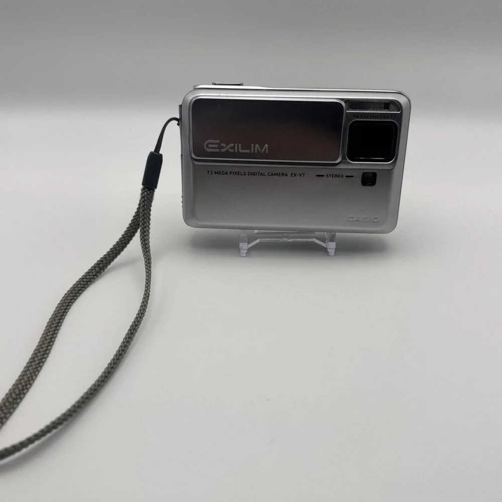 Casio Exilim EX-V7 7.2 MP Point & Shoot Digital Camera - Stabilizer Error Code